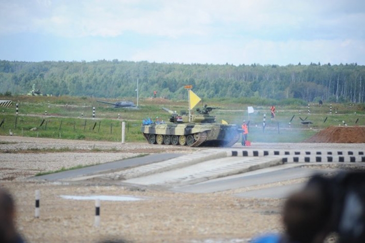 Srpski tenkisti ubjedljivi na startu Vojnih igara u Rusiji (VIDEO)