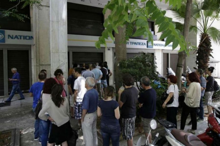 Grčka berza nikad gore, akcije banaka potopljene
