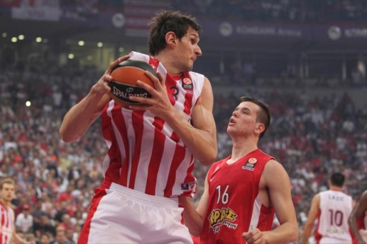 NBA zabranio Marjanoviću da ide na Evrobasket