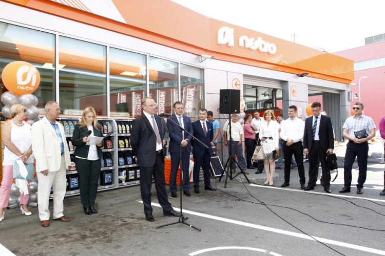 Novi vizuelni identitet "Nestro petrola"