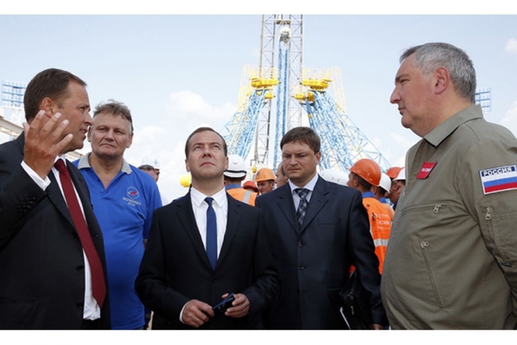Medvedev u posjeti kosmodromu "Vostočni"