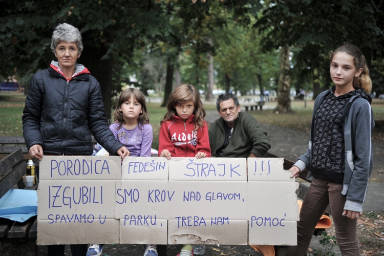 Vesna Fedešin: Ako ne dobijemo smještaj, ostaćemo u parku do zime