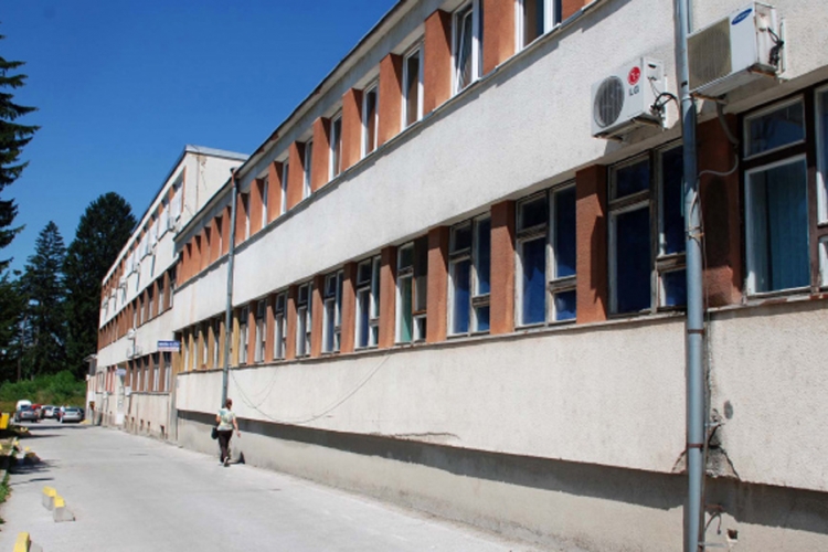 Istočno Sarajevo: Zaposleni u bolnici dobili platu