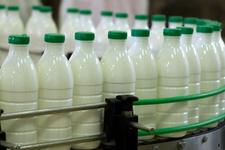 Milanović: Nismo zabranili uvoz mlijeka iz BiH, radi se o privremenoj mjeri 