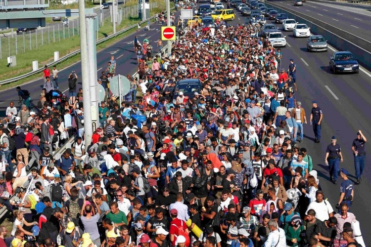 Austrijanci idu automobilima po izbjeglice u Mađarsku?
