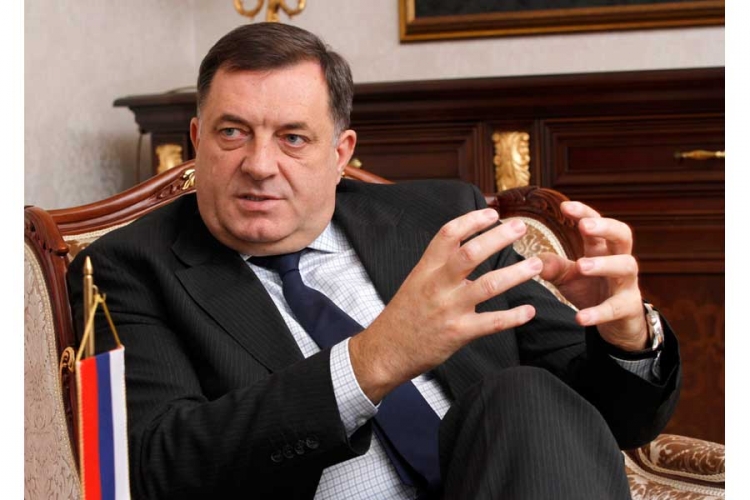 Dodik: BiH je trulež i sama će se raspasti