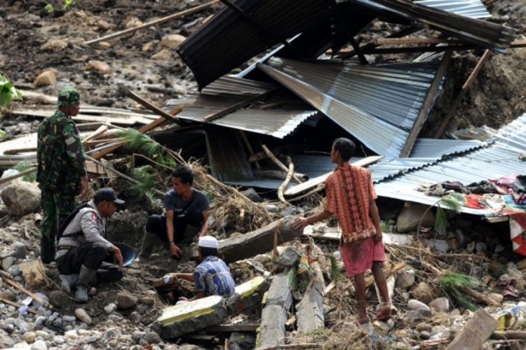Indonezija: U snažnom zemljotresu povrijeđeno 60 osoba 