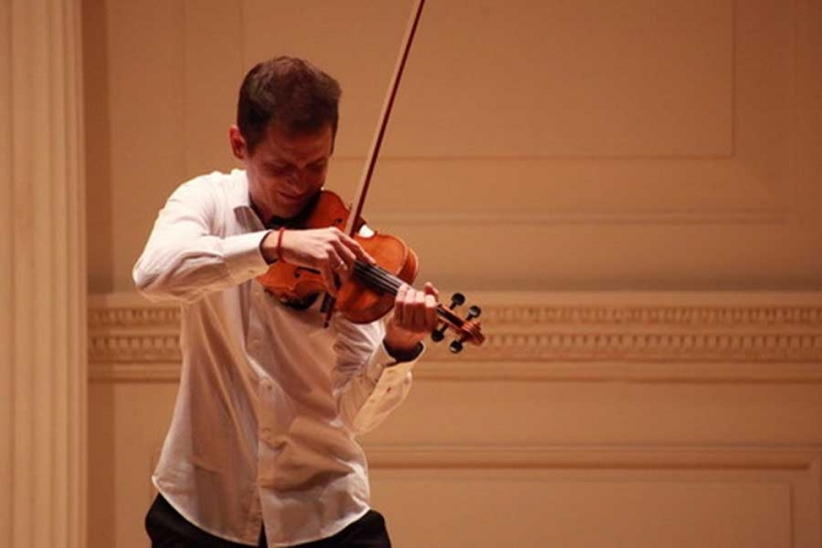 Violinista Andrej Kurti debitovao u Karnegi Holu