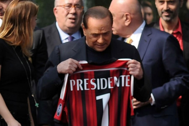 Berlusconi: Kada umrem, prodajte sve osim kuće i Milana