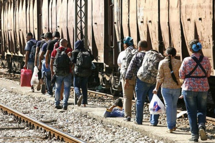 Velika Britanija pomaže BiH sa 300.000 funti da odgovori na izbjegličku krizu