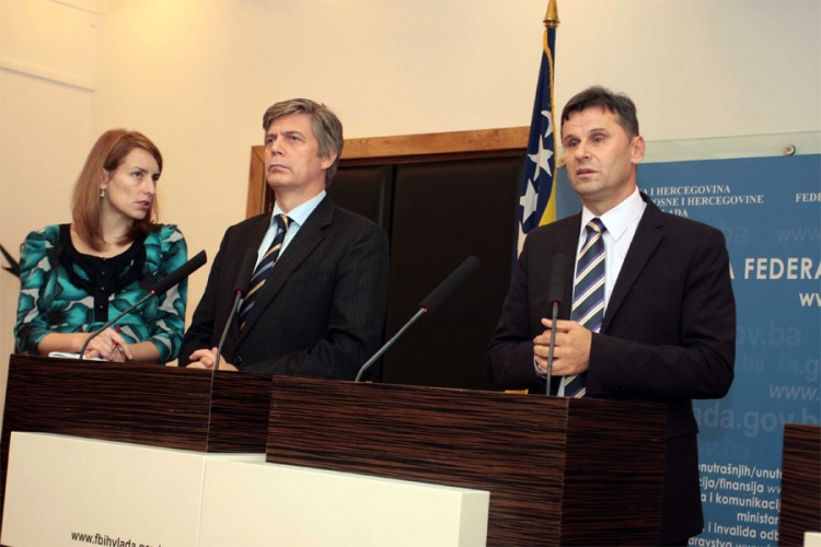 Novalić: Potrebne reforme javnih službi, ali otpuštanja neće biti