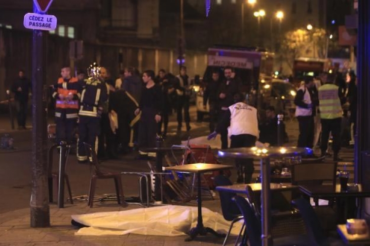 Identifikovan jedan napadač u Parizu: Omar Ismail Mostefai, sitni kriminalac