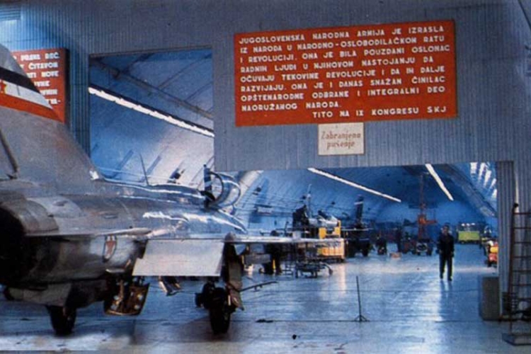 Pogledajte podzemne vojne aerodrome bivše Jugoslavije (FOTO)