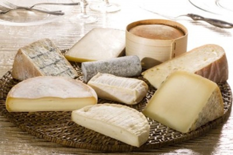 Rusi počinju praviti francuski sir