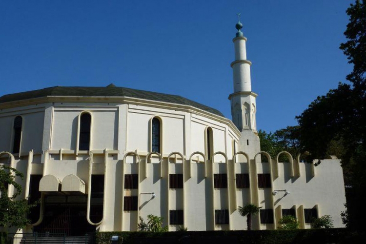 Evakuisana džamija zbog koverti sa sumnjivim sadržajem