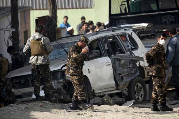 Kabul: Bombaš samoubica ubio jednu osobu, druga ranjena