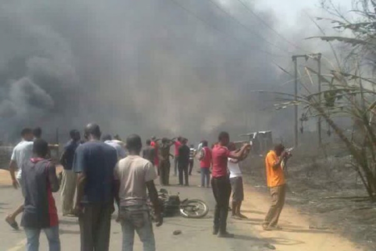 Nigerija: Više od 100 ljudi poginulo u eksploziji fabrike gasa
