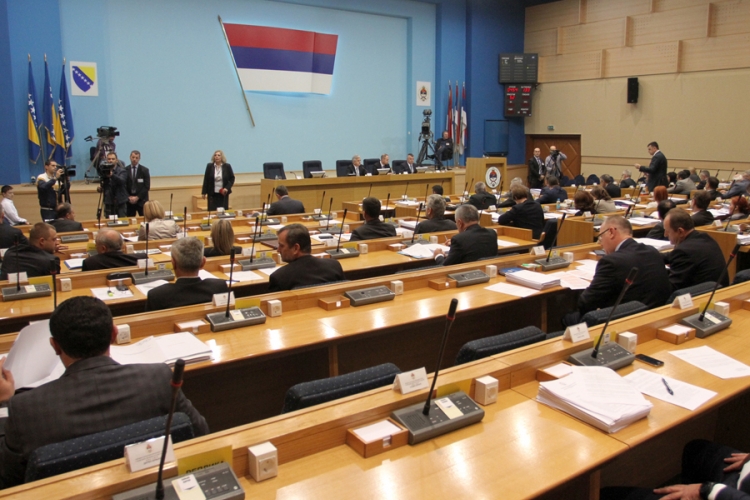 Narodna skupština Republike Srpske usvojila  Zakon o radu i Zakon o policiji