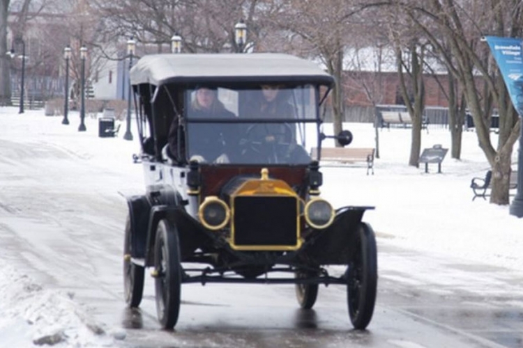 Fordov Model T: Puno ga je teže voziti nego što mislite (VIDEO)
