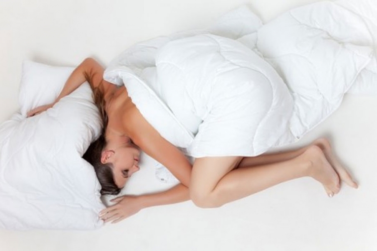Da li je zdravije spavati na lijevoj ili desnoj strani?