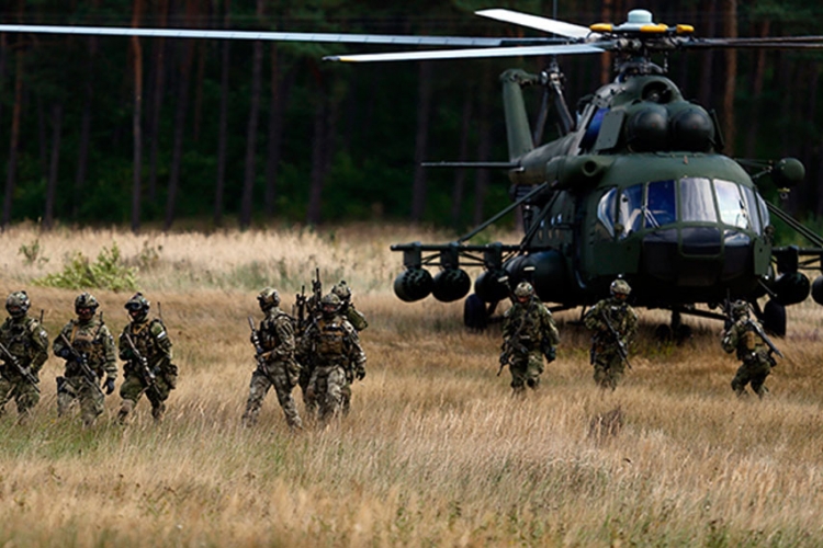 NATO jača snage u zemljama na granici s Rusijom