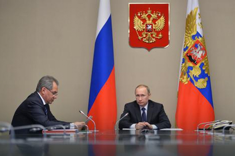 Putin pohvalio učesnike vojne vježbe na Krimu