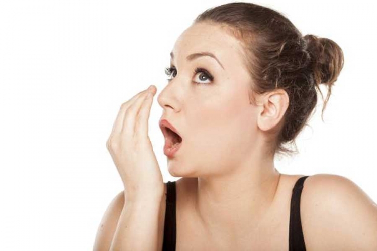 Napravite prirodan ‘gutljaj’ koji eliminiše loš zadah