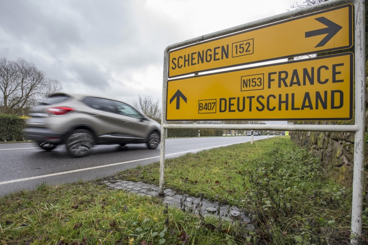 AP: EU se sprema da ograniči Šengen na dvije godine