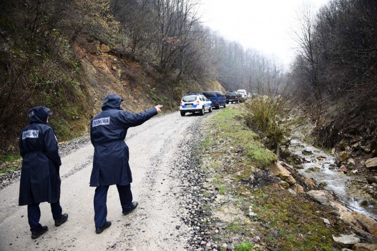 Banjaluka: Potraga za nestalim profesorom na području Ponira (FOTO)
