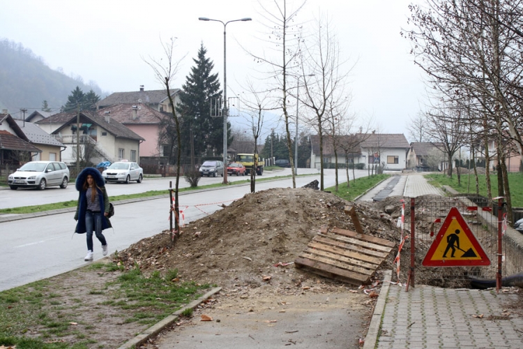Mještane Krfske ulice u Banjaluci brinu nezavršeni radovi