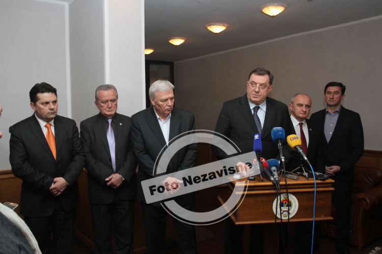 Dodik: RS uvodi rezervni sastav policije za borbu protiv terorizma