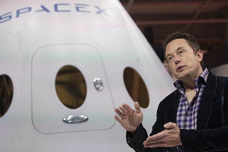 Elon Mask lansira prvu privatnu misiju na Mars