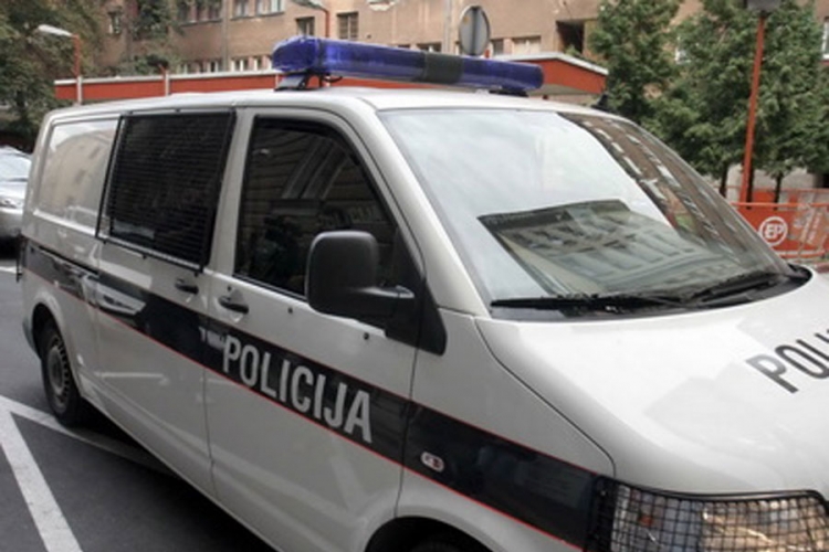 Sarajevo: Mladić pretučen na tramvajskom stajalištu