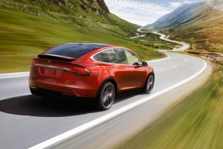 Tesla mijenja planove - 500.000 vozila već od 2018.