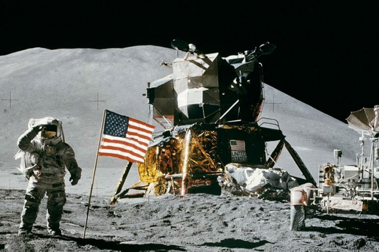 Dokumenti o slijetanju Apola 11 na Mjesec prodati za  175.000 dolara