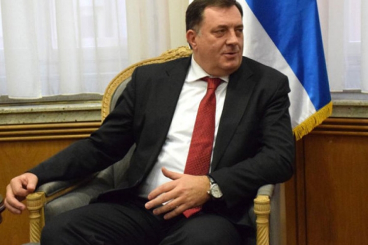 Dodik: Čaviću sam nudio da bude direktor "Auto-puteva" i Borenoviću da uđe u Vladu RS