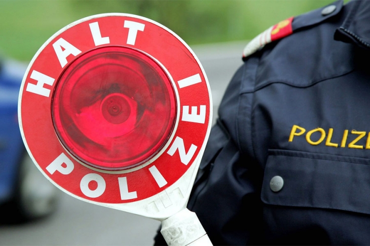 Austrija: Lažni policajac iz BiH naplaćivao kazne
