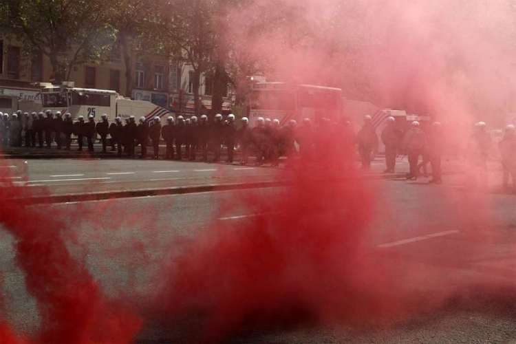 Brisel: Povrijeđen policajac i demonstranti u tokom protesta