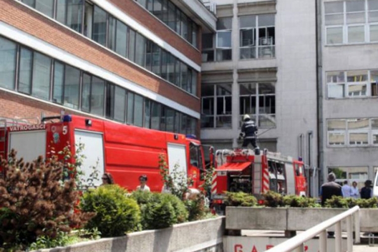 Neispravne instalacije uzrokovale požar u "BH Telekomu"