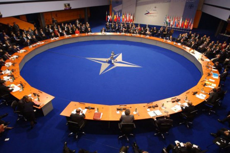 NATO: Postoji realna i ozbiljna prijetnja iz Rusije