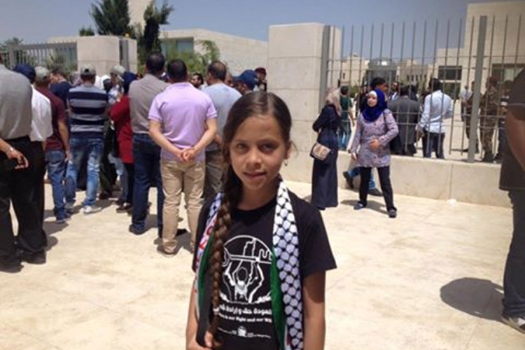 Najmlađa novinarka na svijetu: Zove se Džena, ima 10 godina i izvještava iz ratne zone