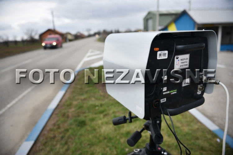 Smanjite gas, radar lovi brze vozače na području Prijedora