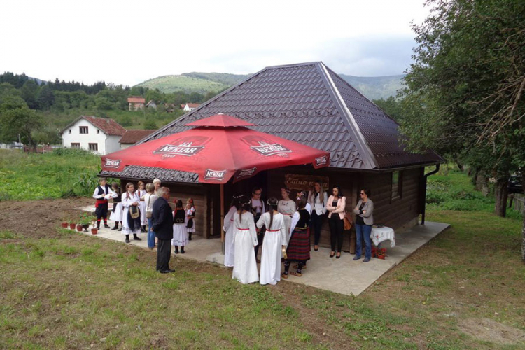 Otvorena etno-kuća u Podrašnici kod Mrkonjić Grada (FOTO)