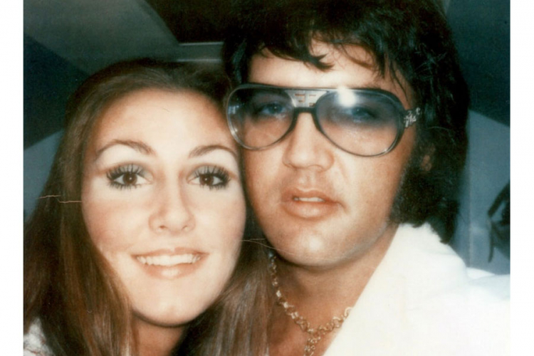 Ispovijest ljubavnice: Elvis Prisli zatezao očne kapke