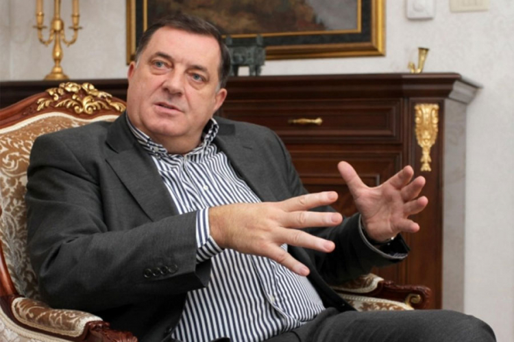 Dodik: Incko je isfrustriran i dodvorava se "sarajevskoj čaršiji"