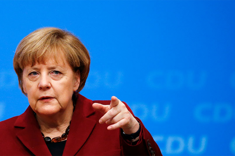 Merkel: Brexit upozorenje za EU da brže donosi odluke