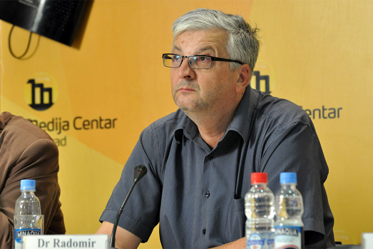 Pavlović: Durakoviću neće pomoći ni glasovi u odsustvu i putem pošte