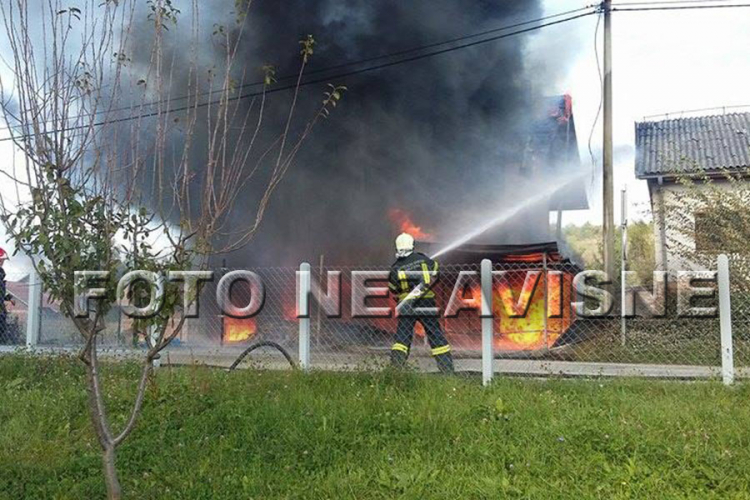 Banjaluka: Izgorjela kuća u Motikama (FOTO, VIDEO)