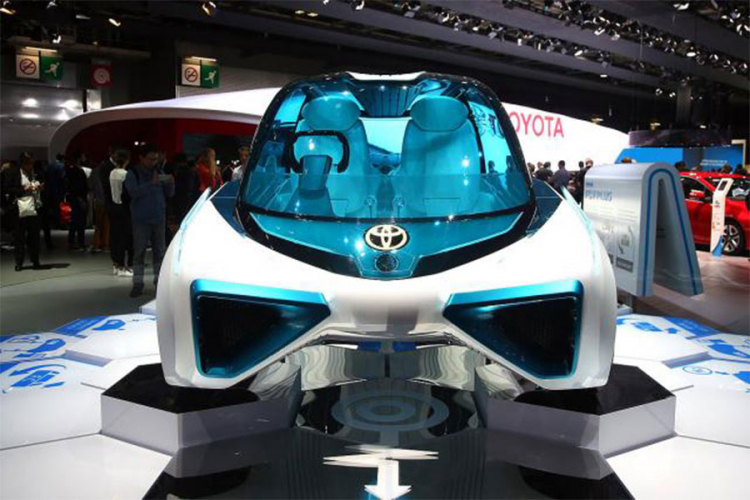 Toyotin auto budućnosti proizvodi struju za domaćinstva