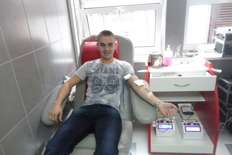 Učenici prikupili 400 doza krvi